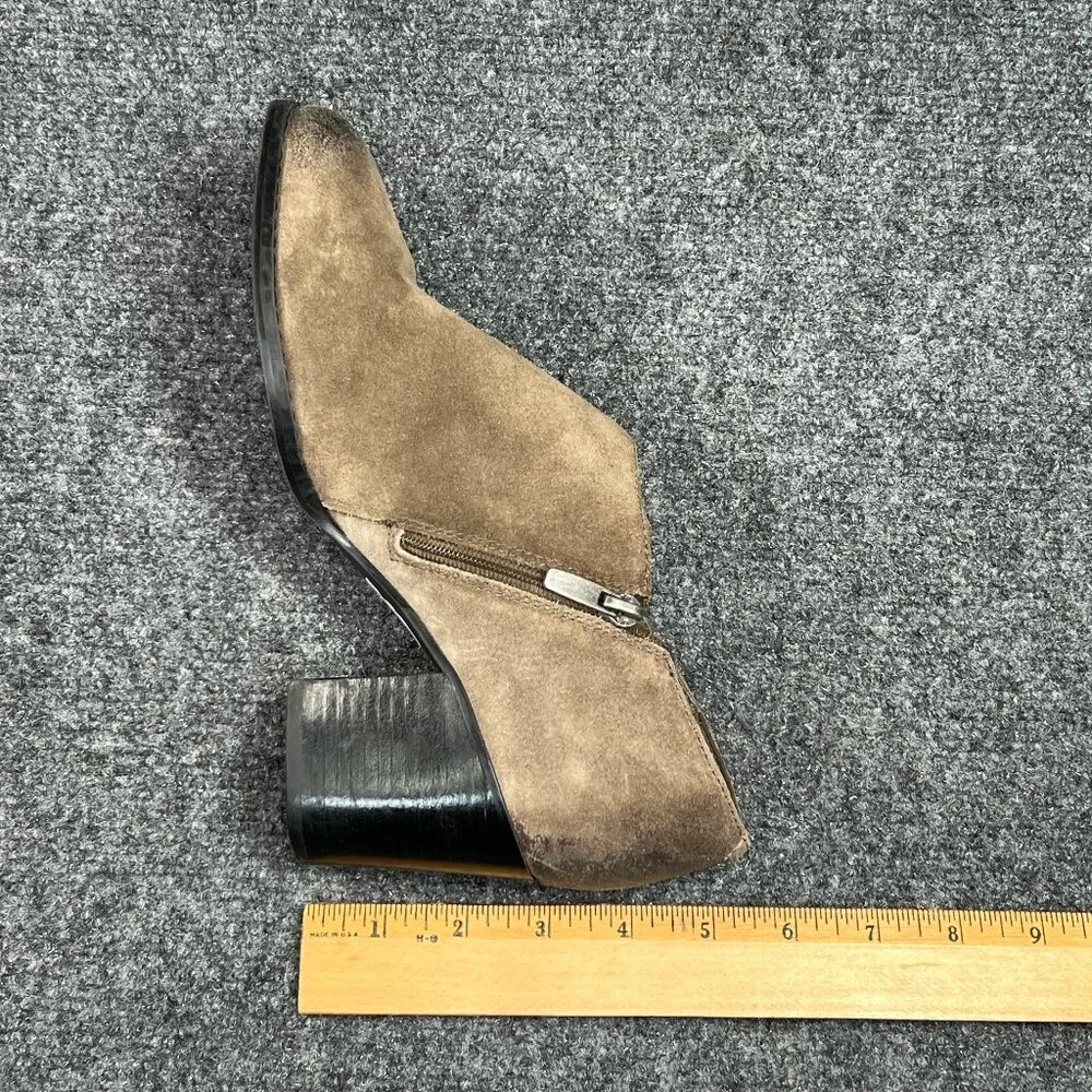 Clarks narrative othea